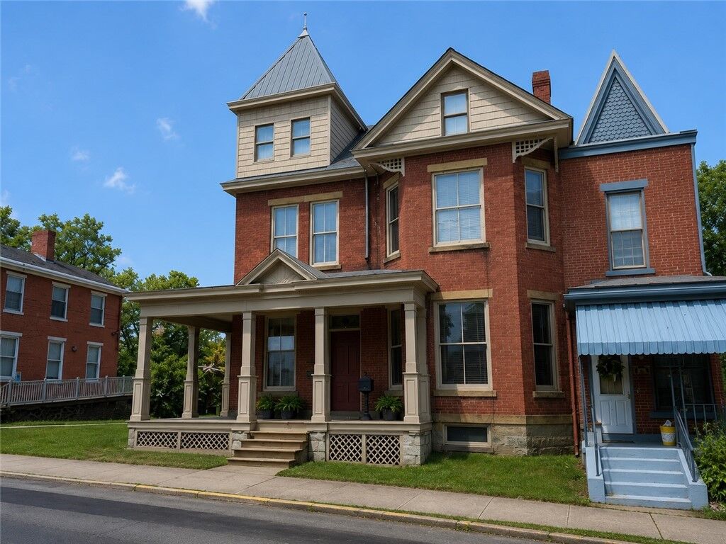 Property Photo: 205 E High Street PA 15370