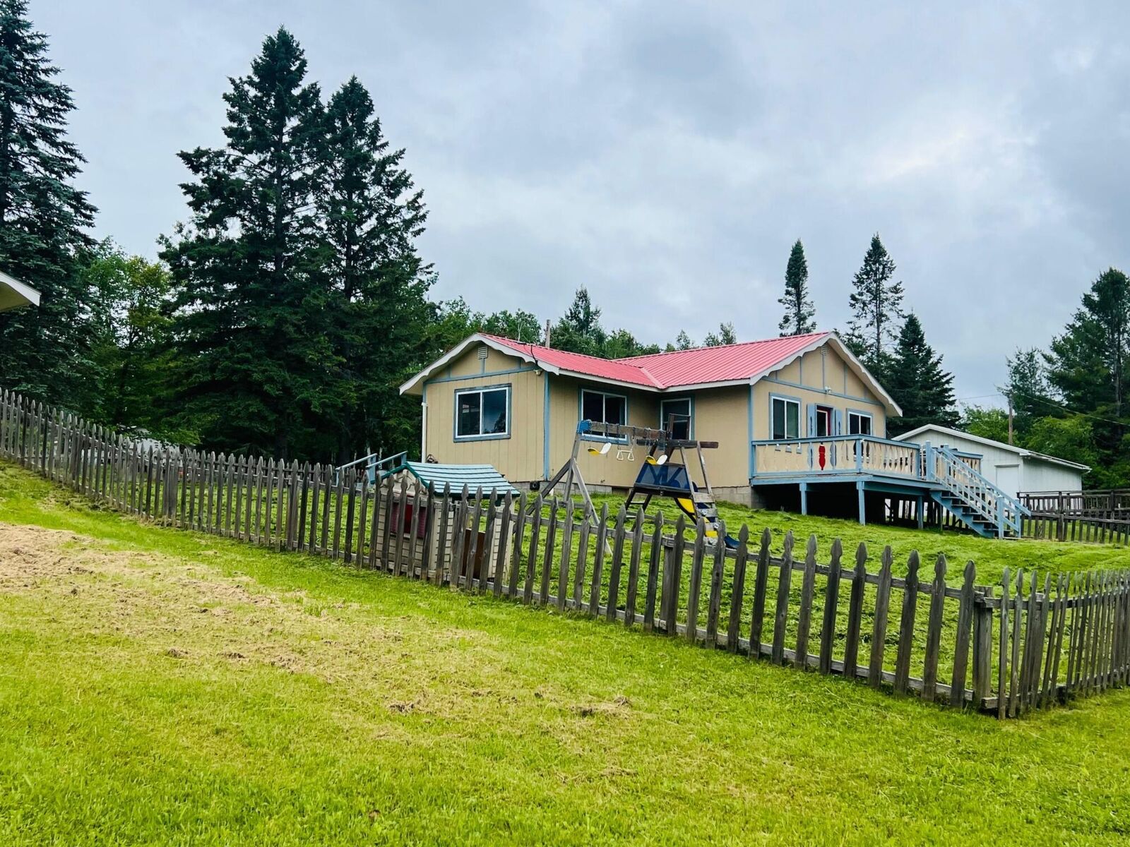 Property Photo:  6637 Forsyth Drive  MI 49721 