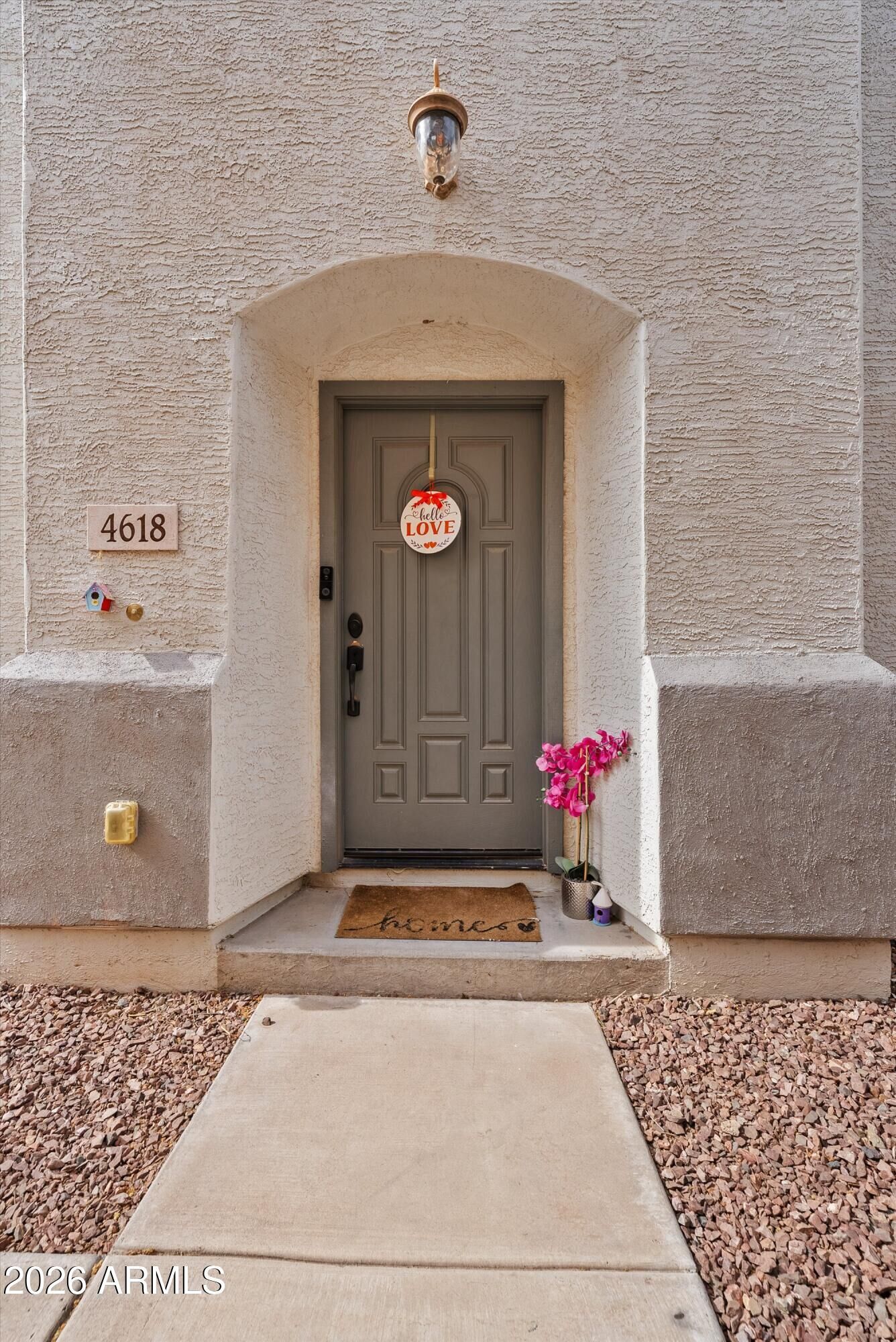 Property Photo: 4618 E Laurel Court AZ 85234