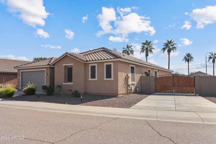 Property Photo:  7611 W St Kateri Drive  AZ 85339 