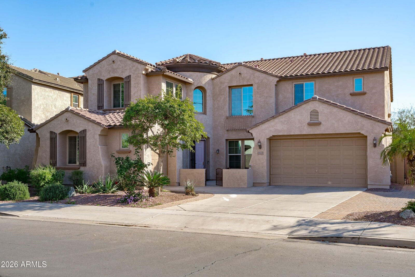 Property Photo:  10933 E Renfield Avenue  AZ 85212 