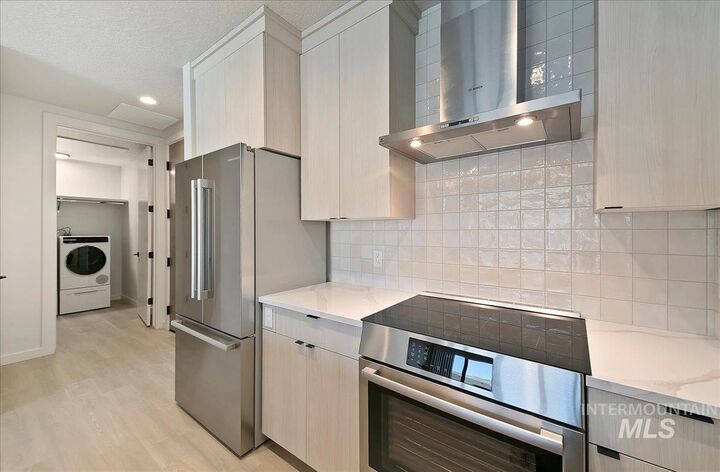 Property Photo: 4430 E Haystack St 204 ID 83716