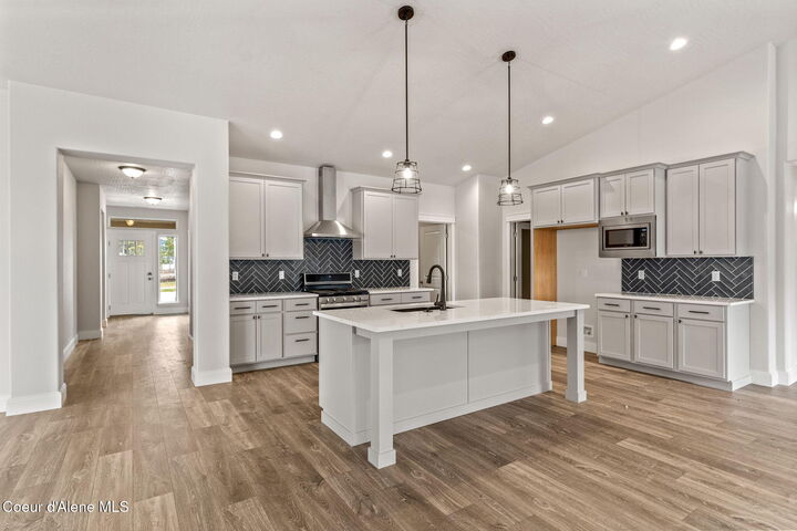 Property Photo:  8778 Bedwell St  ID 83858 