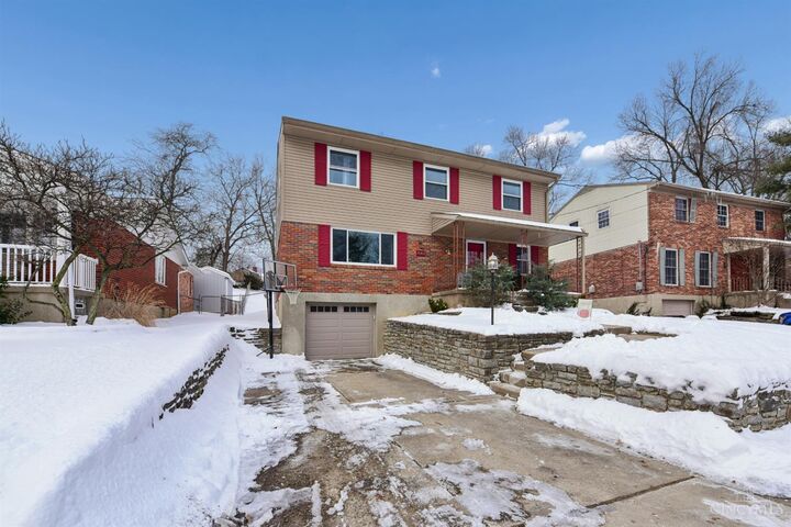 Property Photo:  481 Viscount Drive  OH 45238 