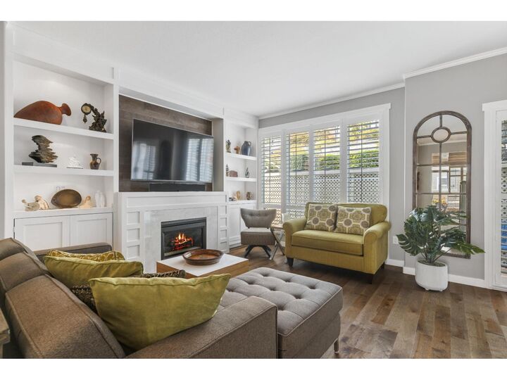 Property Photo: 1157 Vidal Street BC V4B 3T4