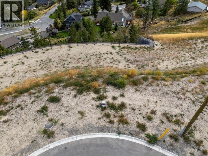 1142 Crestwood Drive — photo 1