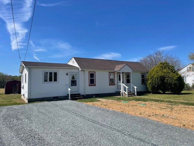 Property Photo:  29284 Hopeland Rd  VA 23308 