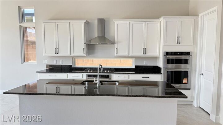 Property Photo: 11143 Concord Valley Drive NV 89135