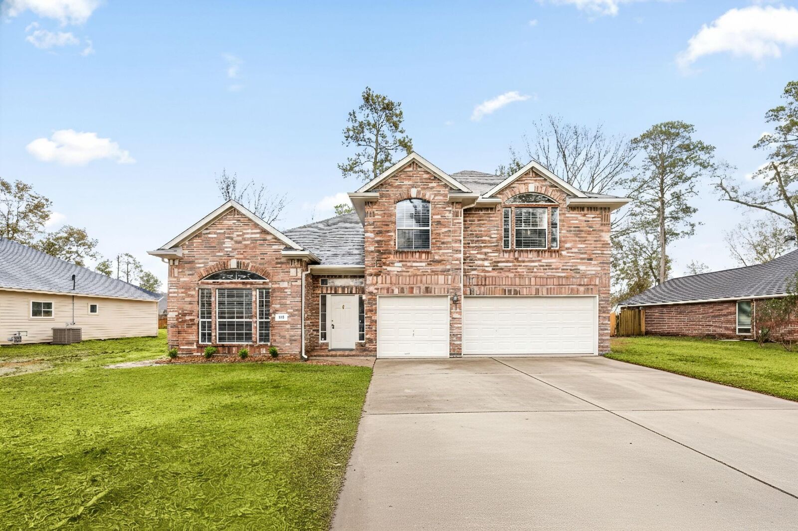Property Photo:  910 Box Elder Drive  TX 77354 