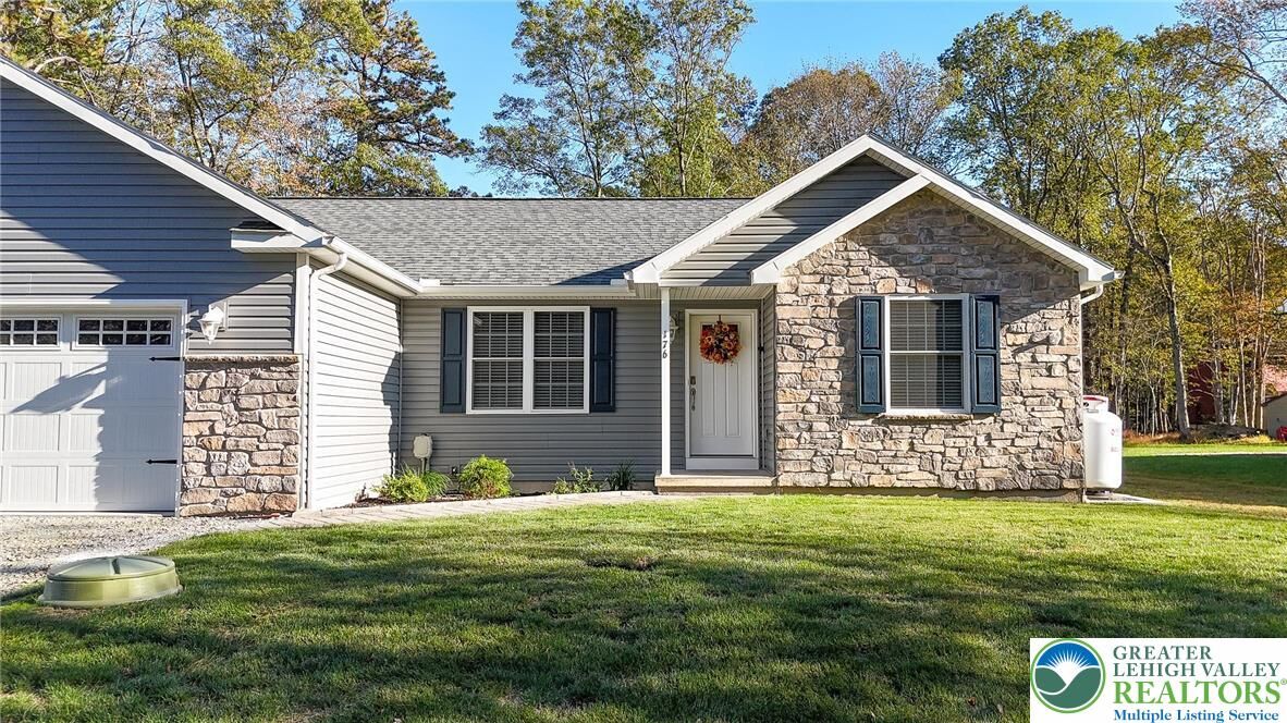 Property Photo:  176 Lake Drive  PA 18240 