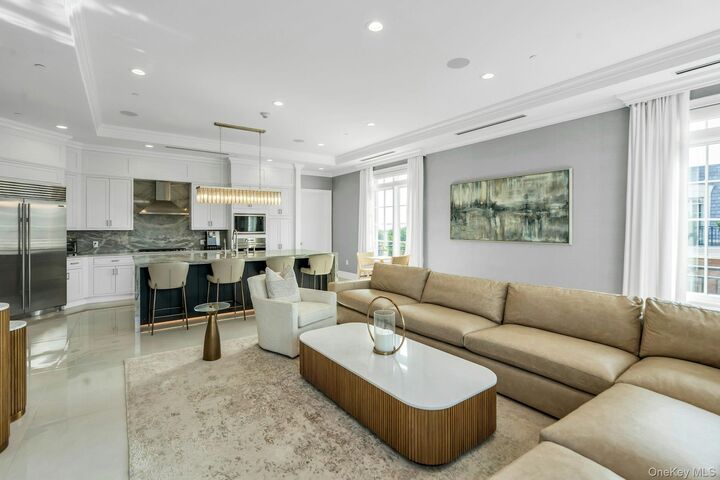 Property Photo:  3000 Royal Court 3306 Ph  NY 11040 