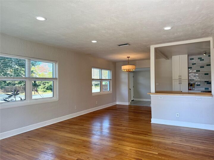 Property Photo:  2801 Nancy Street  FL 32806 