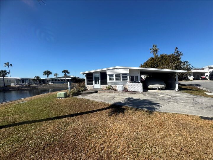 Property Photo:  4842 Britni Way 058  FL 33541 