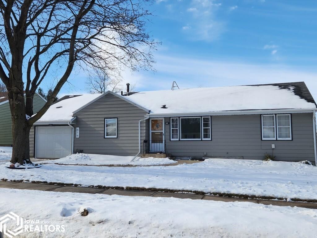 Property Photo:  616 S Louisiana Avenue  IA 50401 