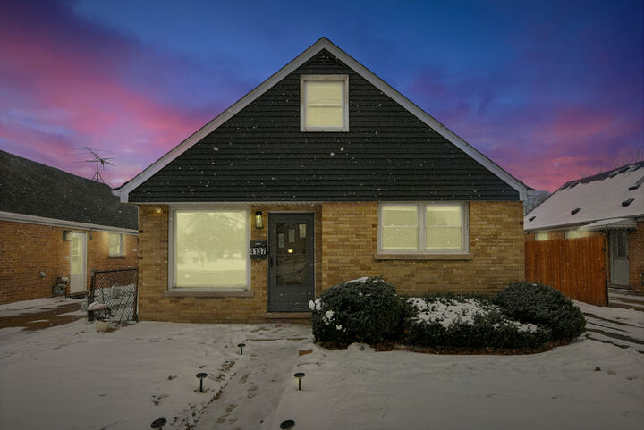 Property Photo:  4137 Ruby Street  IL 60176 