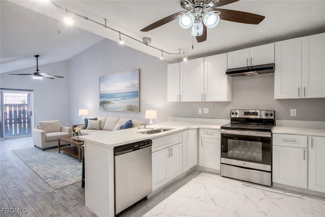 Property Photo: 6406 Royal Woods Drive FL 33908