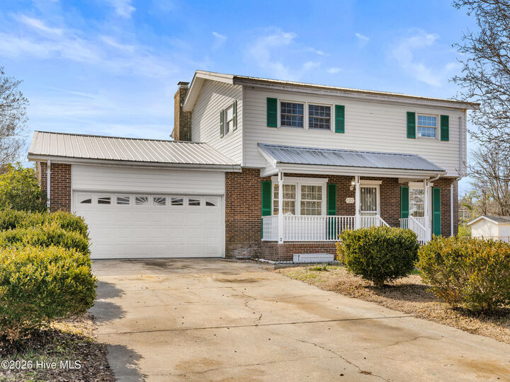Property Photo:  422 Thomas Drive  NC 28546 
