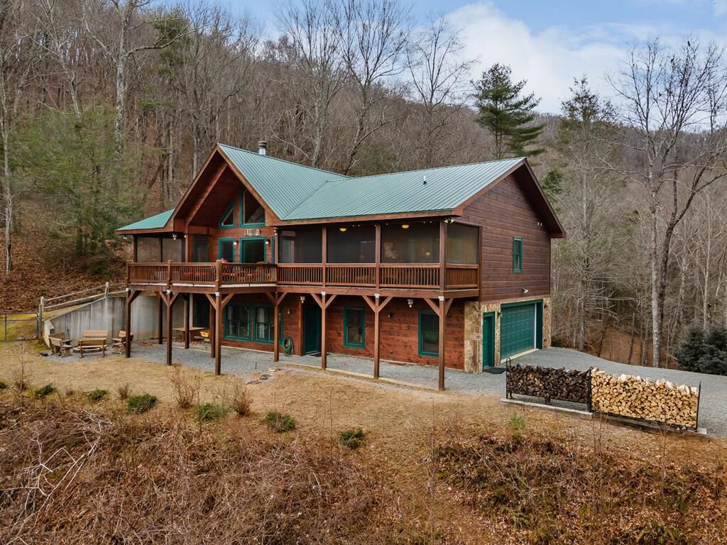 Property Photo:  197 Cashes Valley Overlook  GA 30522 