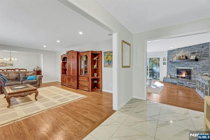 Property Photo:  609 Echo Glen Avenue  NJ 07675 