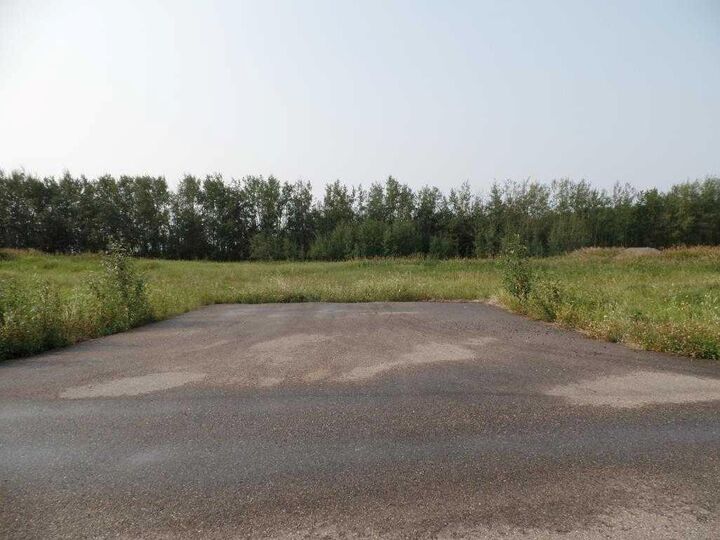 Property Photo:  13348 672A Township 319  AB T0A 2C0 