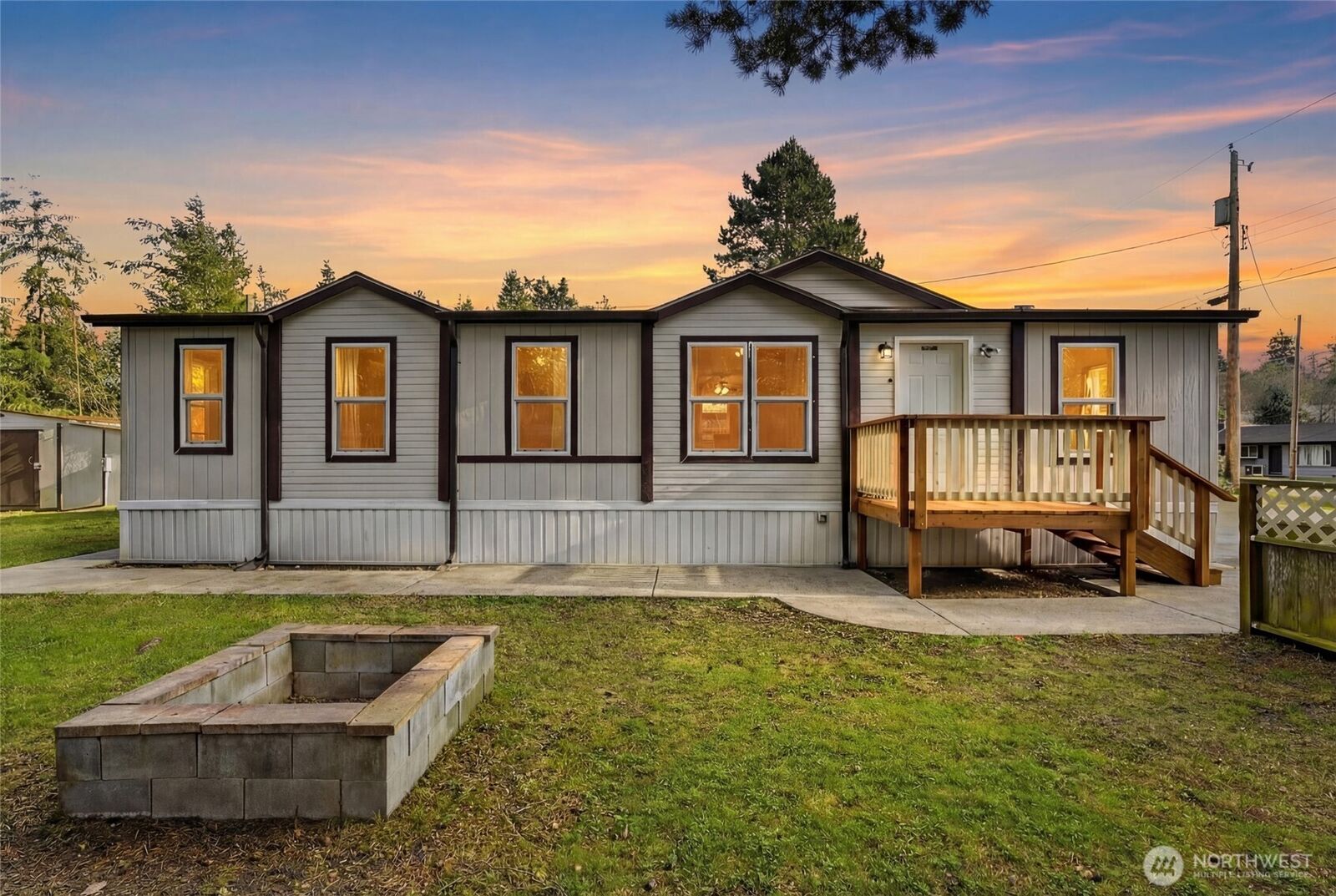 Property Photo:  570  Ocean View Drive  WA 98277 