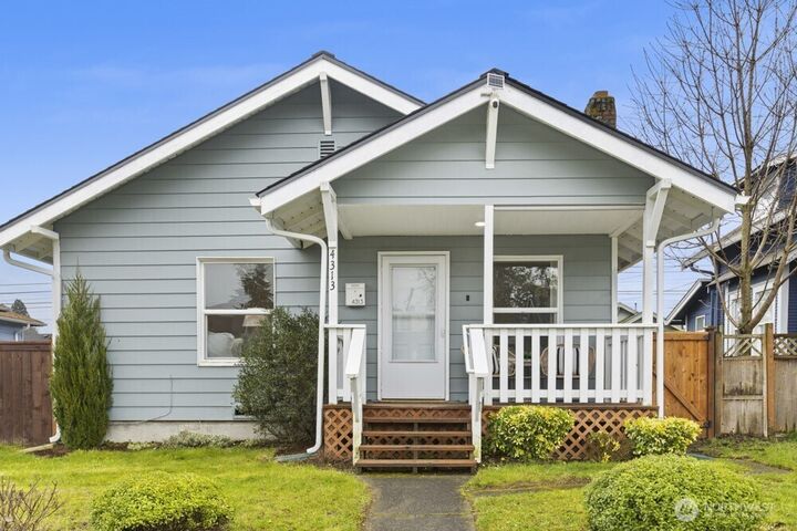 Property Photo:  4313 E G Street  WA 98404 