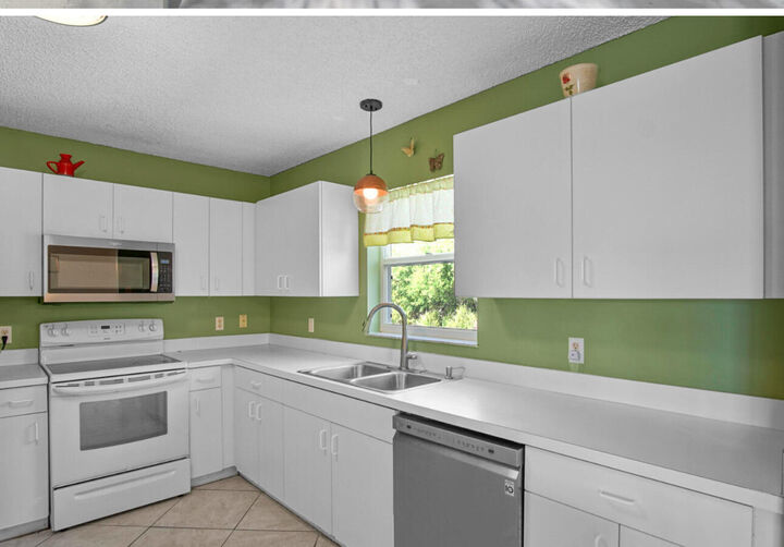 Property Photo: 5680 Travelers Way FL 34982