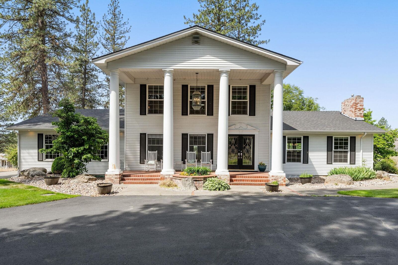 Property Photo:  4311 W Center Ln  WA 99208 