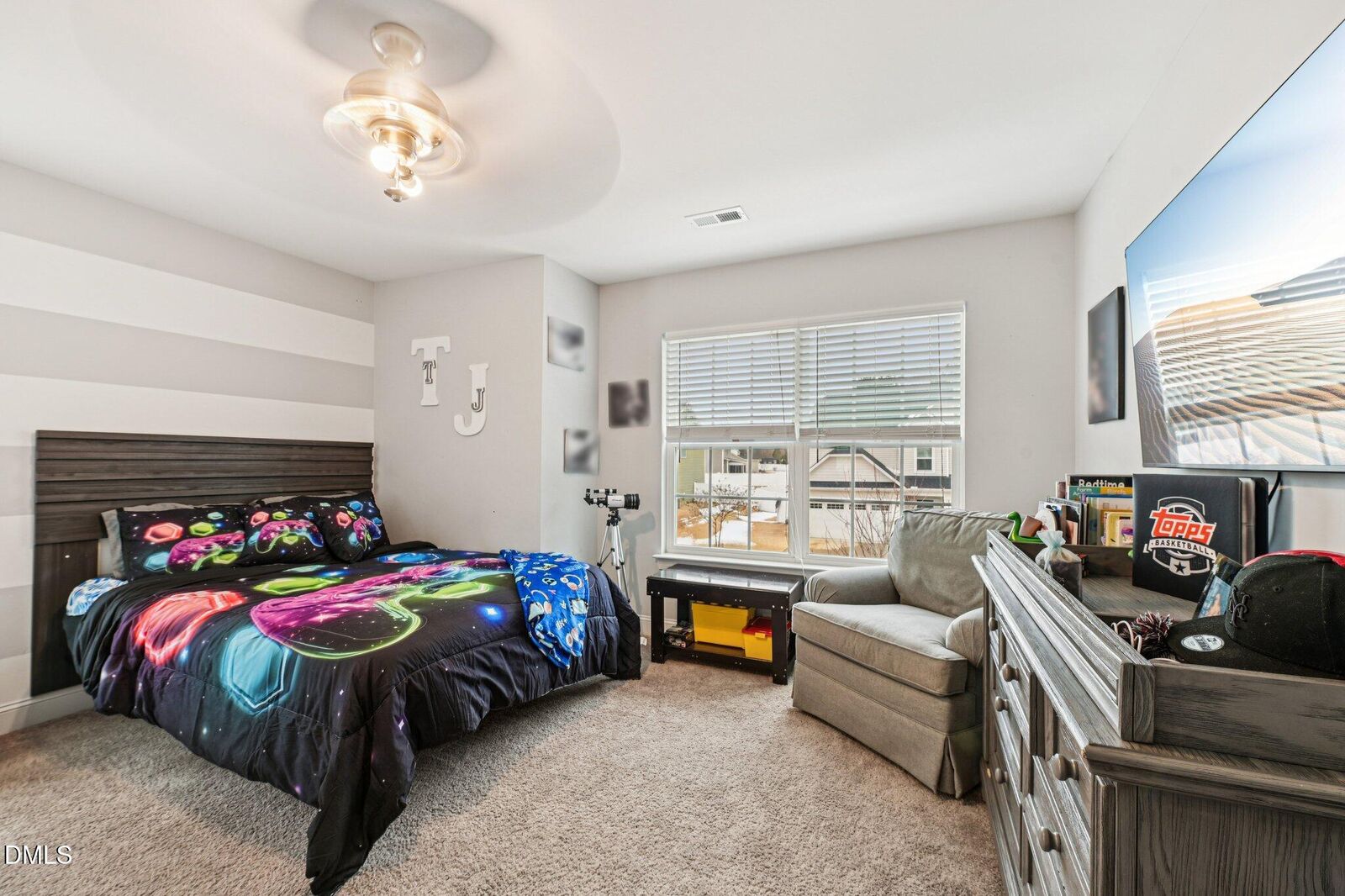 Property Photo: 1608 Stone Wealth Drive NC 27545