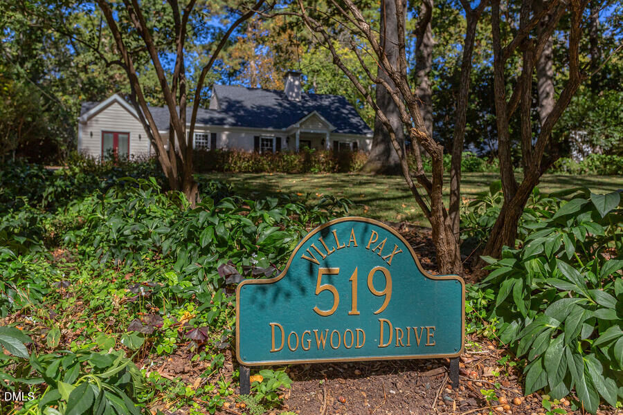 Property Photo: 519 Dogwood Drive NC 27516