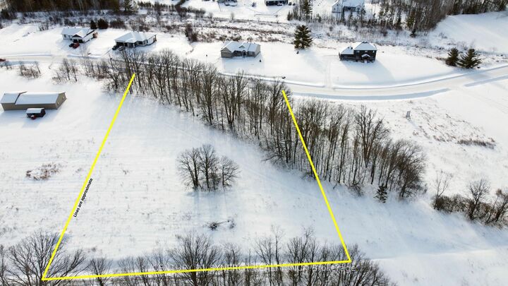 Property Photo:  36 Paul A Bertrand Drive  ON K7S 3G8 