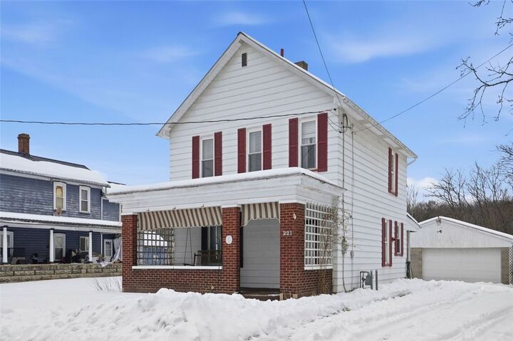 Property Photo:  221 Kay St  PA 16157 