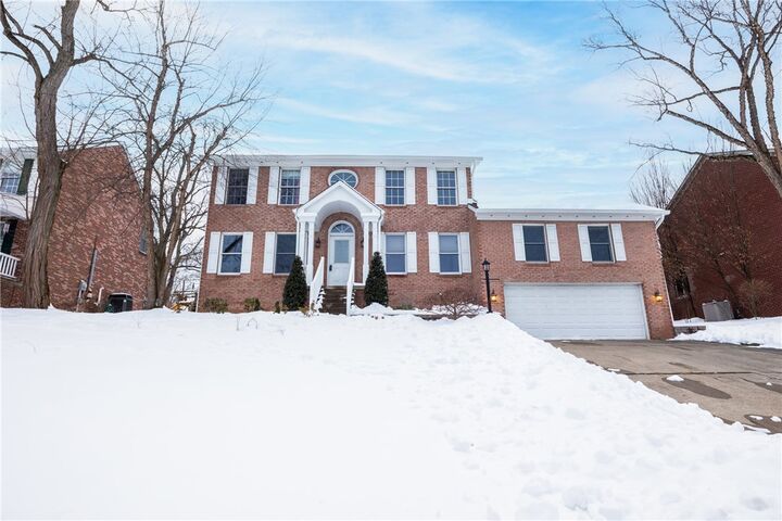 Property Photo: 183 Hickory Heights PA 15017