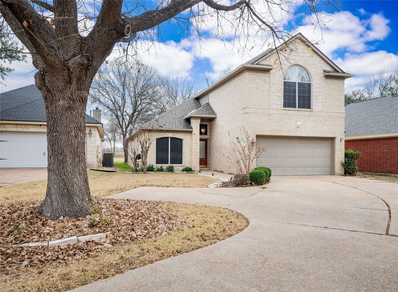 Property Photo: 11029 Ballybunion Place TX 78747