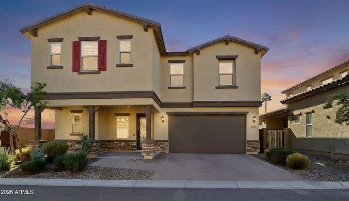 Property Photo:  227 E Beatryce Street  AZ 85288 