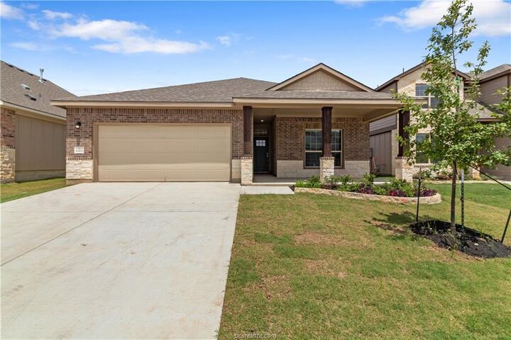 Property Photo:  6305 Raleigh Drive  TX 77845 