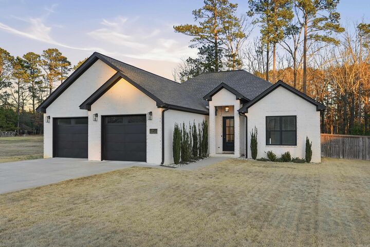 Property Photo:  3 Ashlyn Cove  AR 72150 
