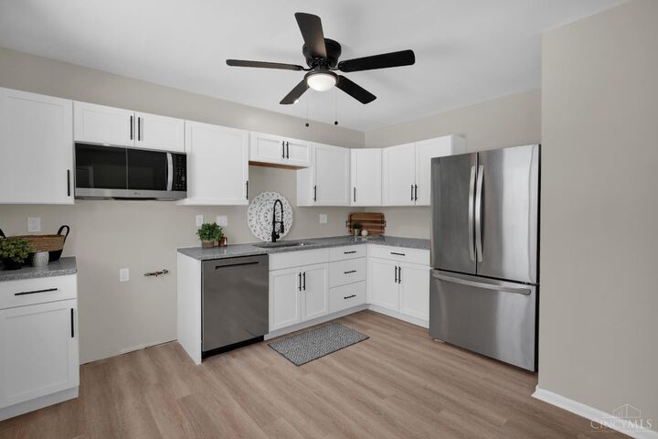 Property Photo: 290 Nelson Lane OH 45246