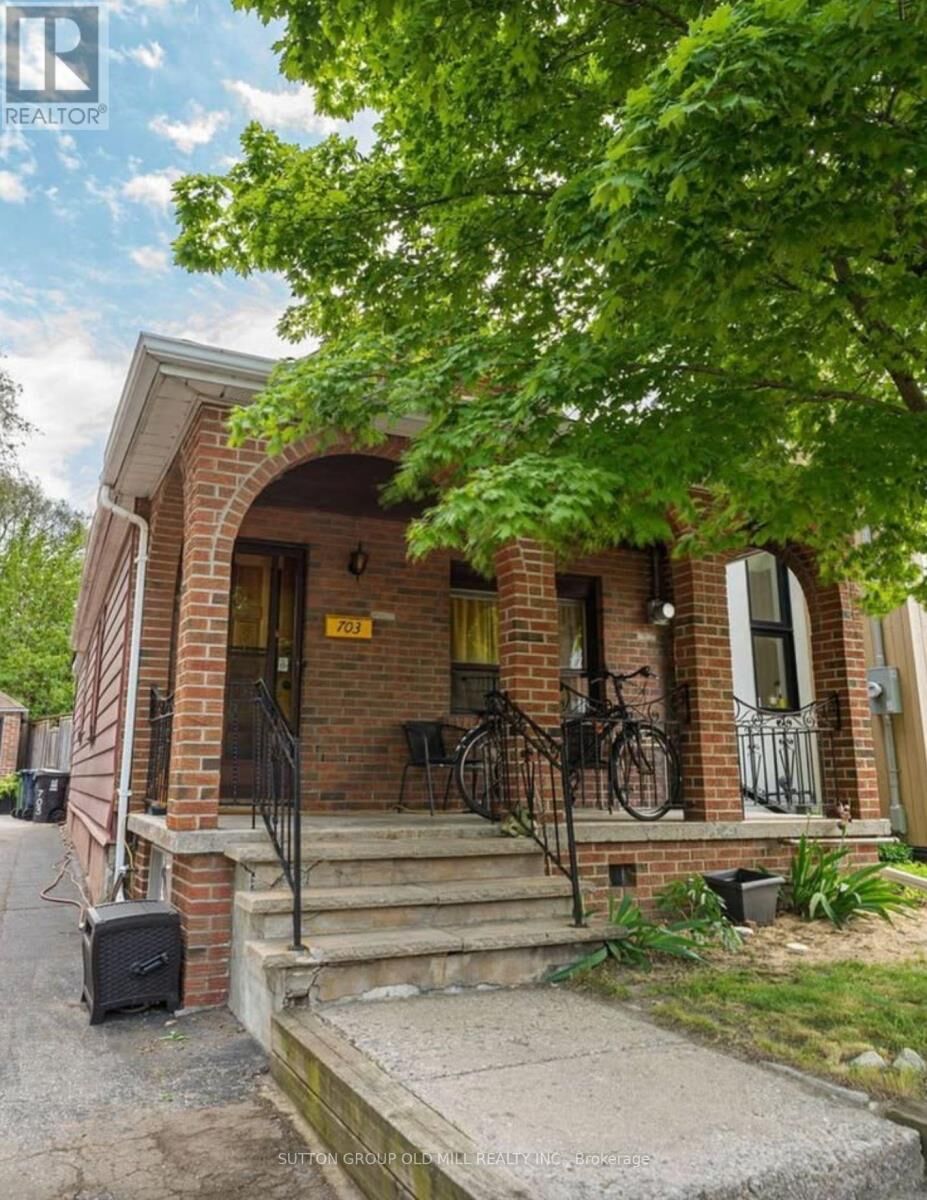 Property Photo:  703 Willard Avenue  ON M6S 3S7 