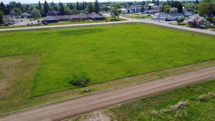 Property Photo:  318 Dufferin Street  MB R0K 0H0 