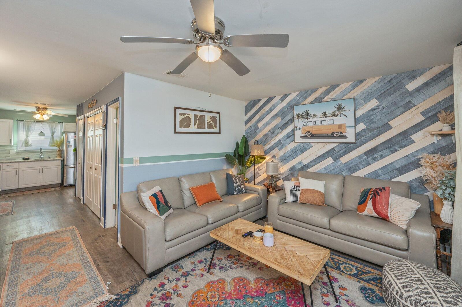 Property Photo: 636 W Caladium Circle # B FL 32413