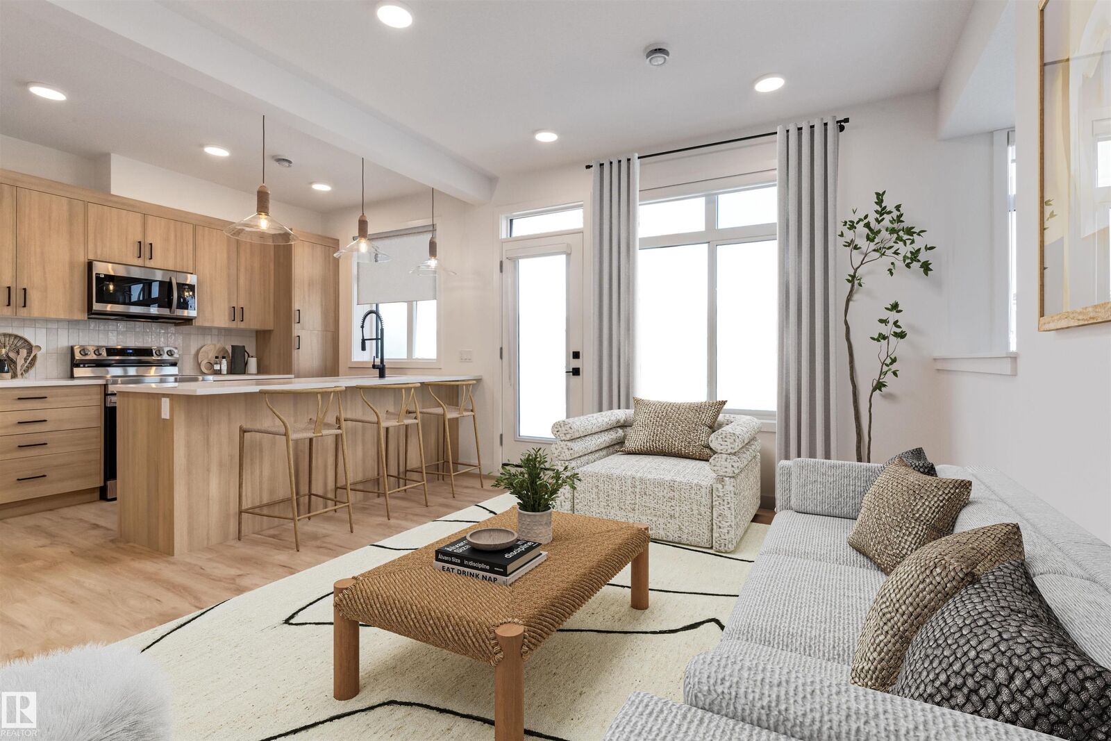 Property Photo:  16231 19 Avenue SW 17  AB T6W 5C6 