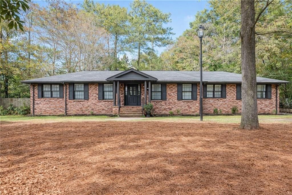 Property Photo:  3121 Cascade Road SW  GA 30311 