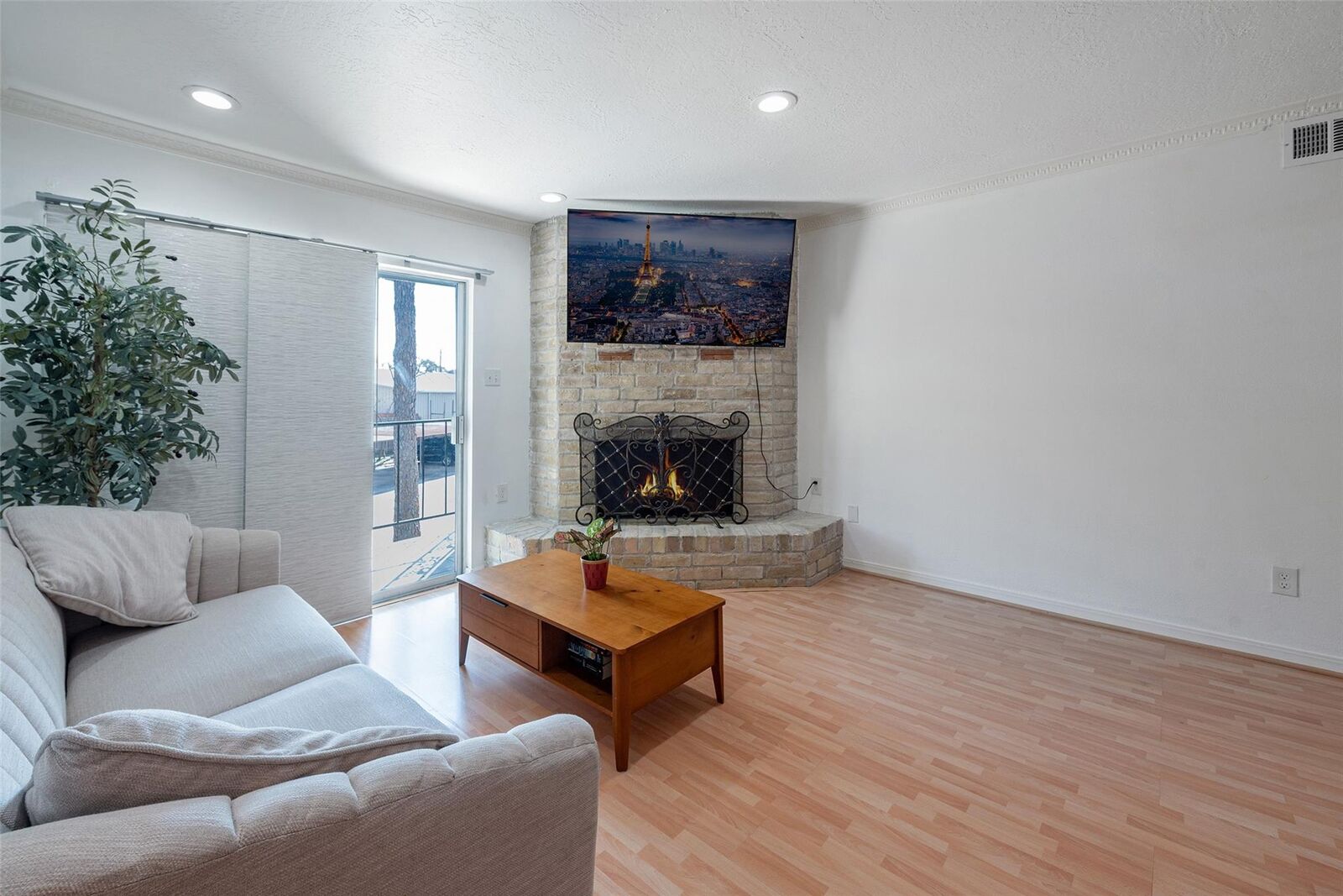 Property Photo:  2800 Jeanetta Street 612  TX 77063 