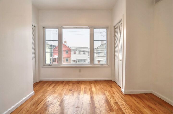 Property Photo:  345 North 2nd St 2  NJ 07029 