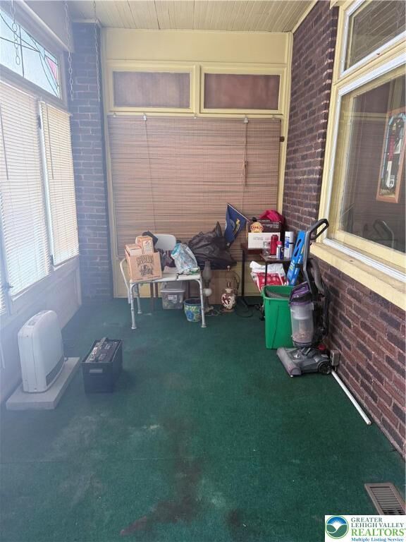 Property Photo:  720 7th Avenue  PA 18018 