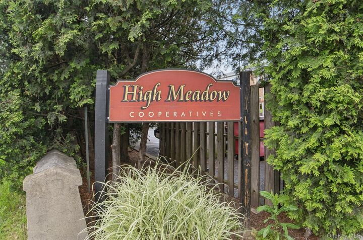 Property Photo:  42 Charter Circle 42  NY 10562 