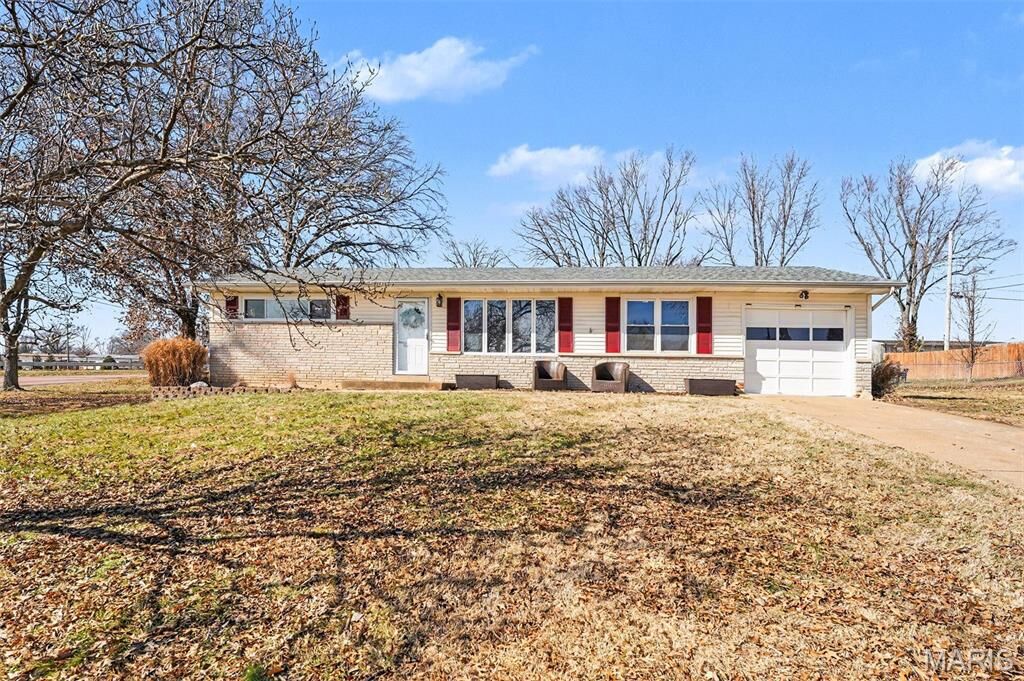 Property Photo: 10569 Sonata Drive MO 63123