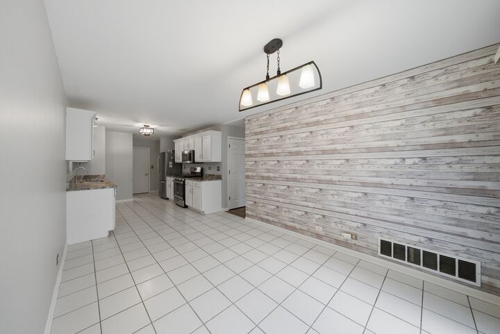 Property Photo:  16805 S Morel Street  IL 60441 