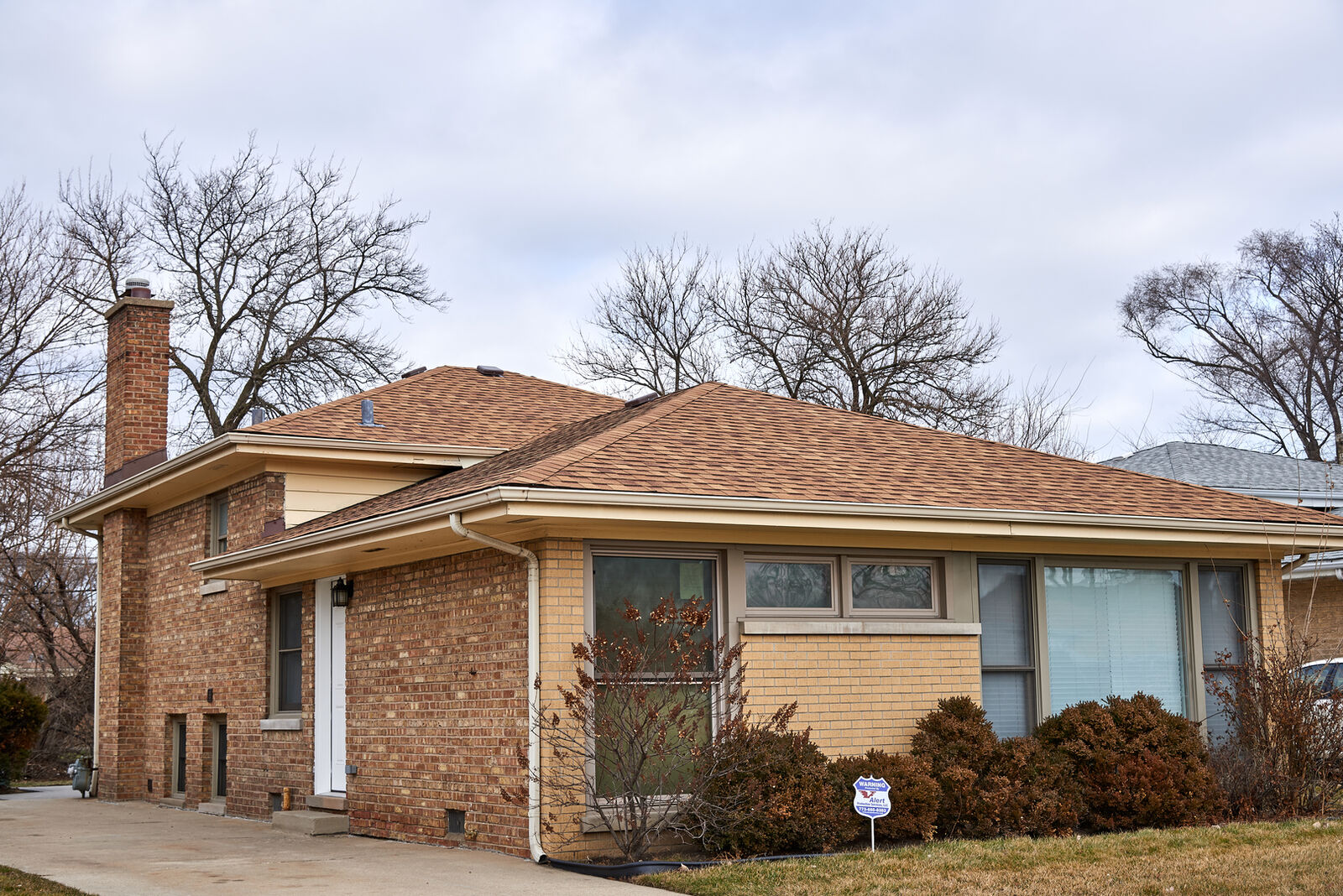 Property Photo:  3830 W Touhy Avenue  IL 60712 